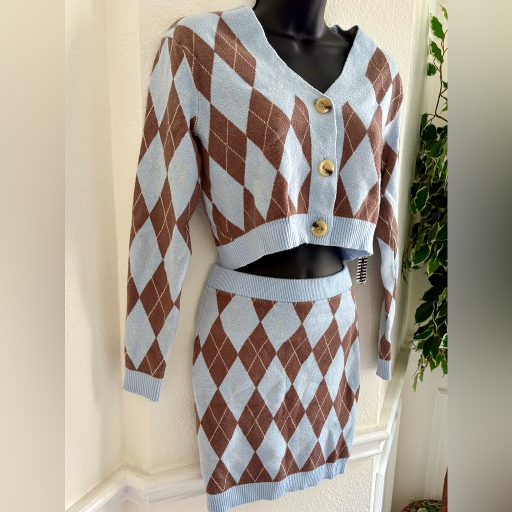 Haute Monde Beige and Light Blue Knitwear Skirt Sets - Picture 4 of 9